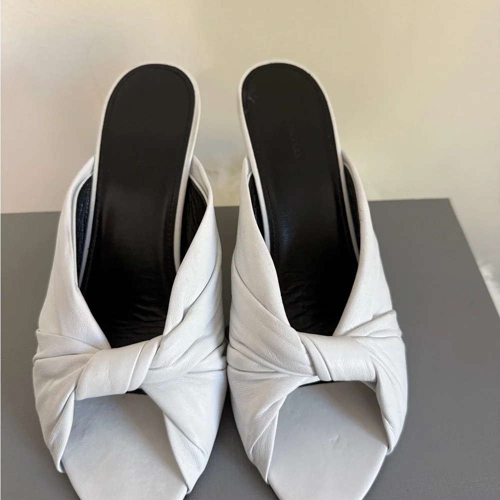 BALENCIAGA DRAPY SANDALS - Picture 7 of 8